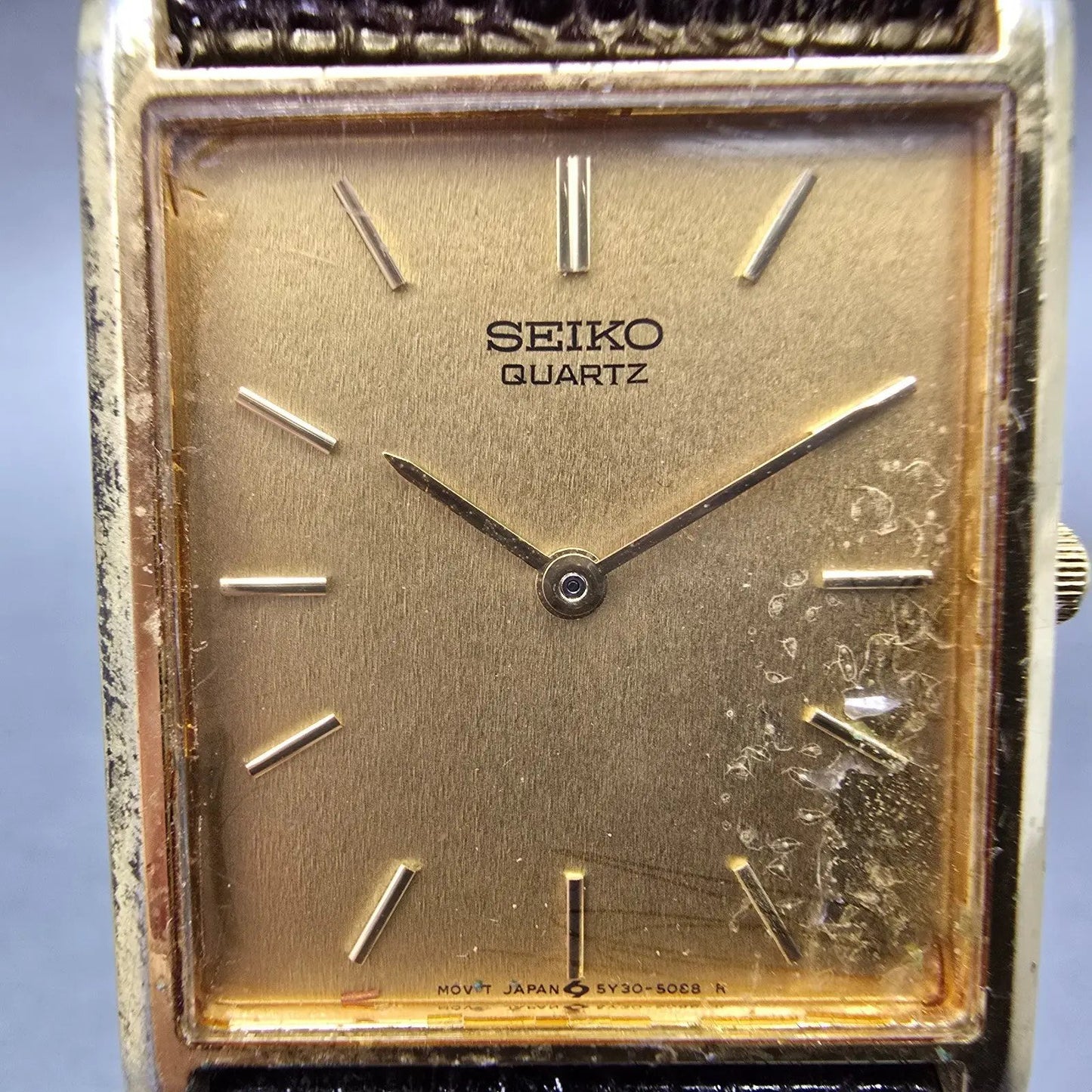 Seiko Watch Men 25mm Gold Dial Gold Tone Rectangle 5Y30-5069 New Battery Vintage1
