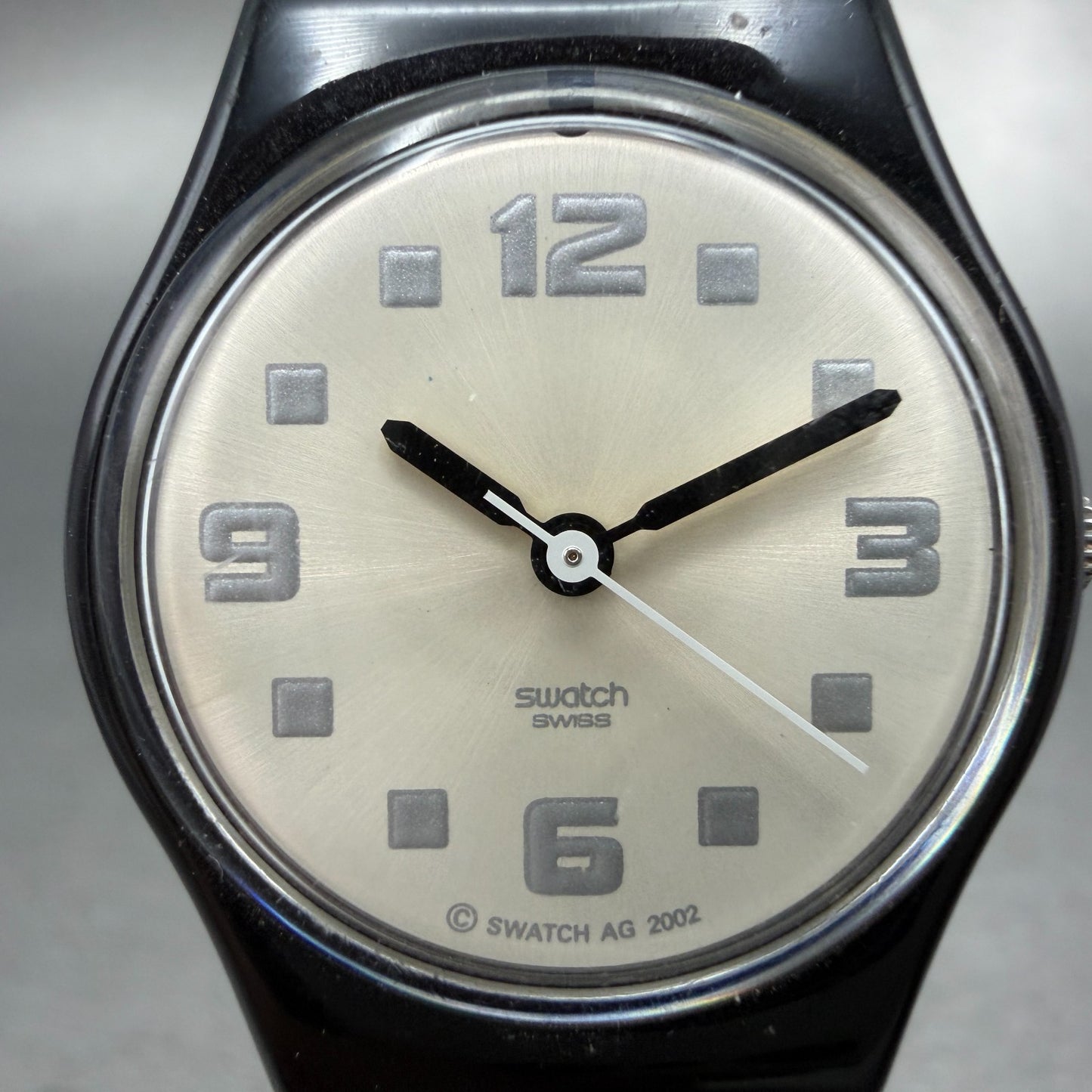 Swatch Cheeseboard Watch Women 25mm Silver Dial Black LB160G New Battery1