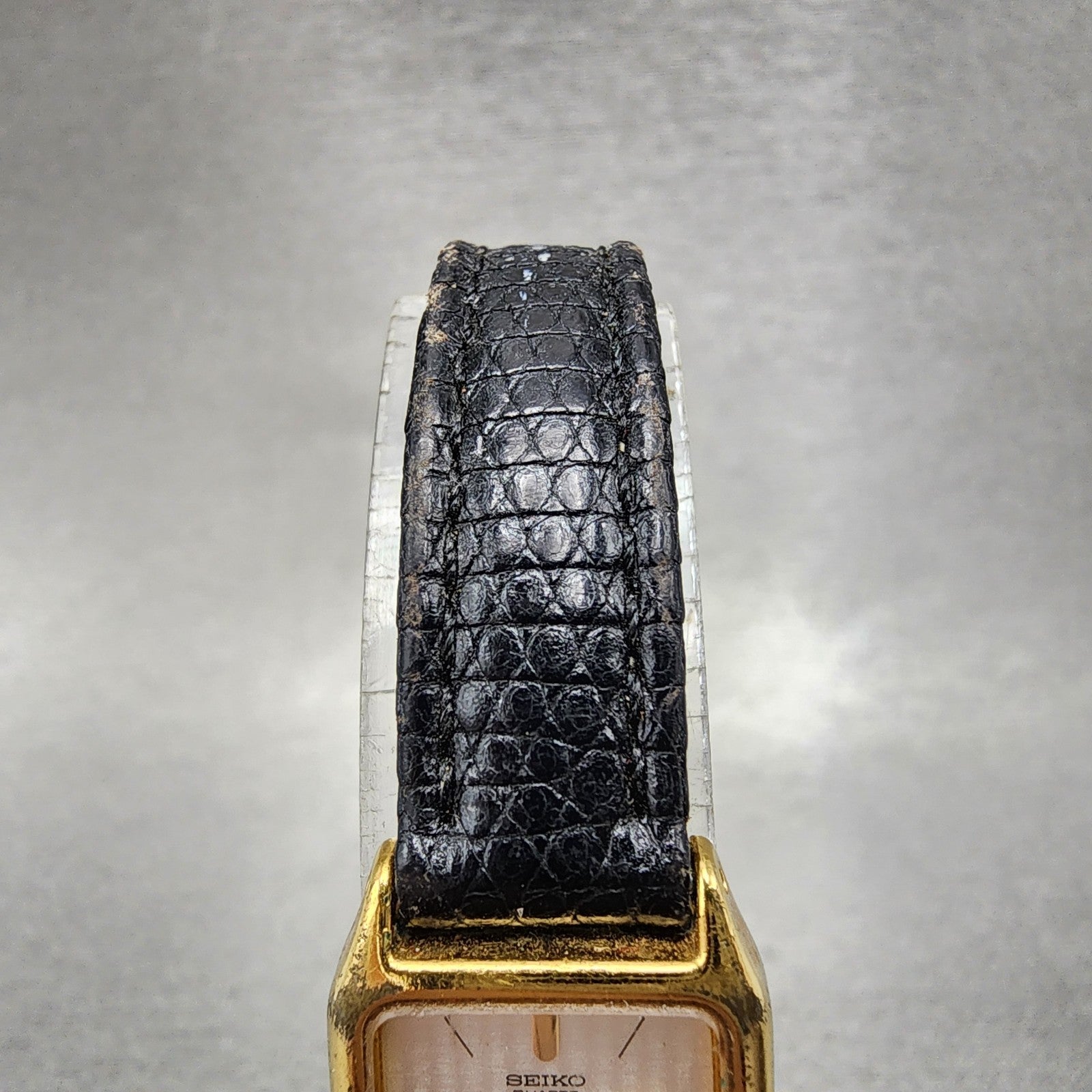 Seiko Tank Watch Women 17mm Silver Dial Gold Tone Rectangle 4N005121 New Batt4