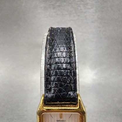 Seiko Tank Watch Women 17mm Silver Dial Gold Tone Rectangle 4N005121 New Batt4