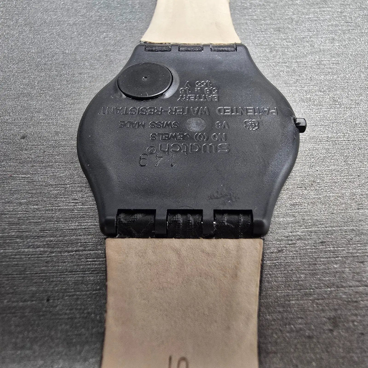 Swatch Skin James Bond You Only Live Twice Watch Men 34mm SFB116 New Battery NOS15