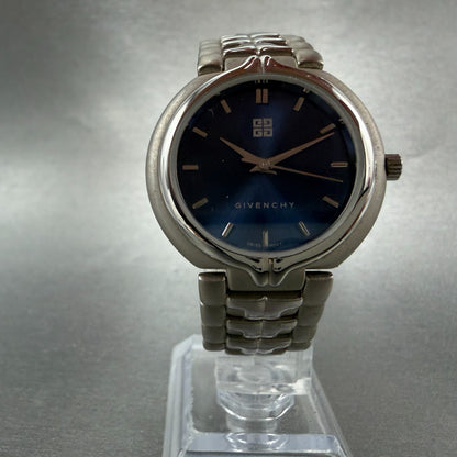 Givenchy Watch Men 32mm Blue Dial Silver Tone Round SY.18.XV New Battery5