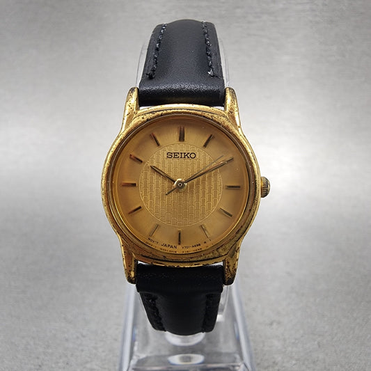 Seiko Watch Women 22mm Champagne Dial Gold Tone Round V701A110 New Battery0