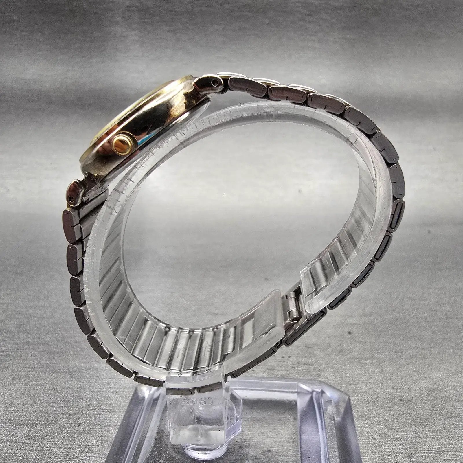 Seiko Alba Urban Watch Women 25mm Silver Dial Two Tone Round V301-6150 New Batt6