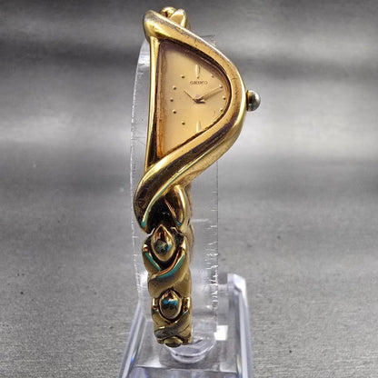 Seiko Half moon Watch Women 15mm Gold Dial Gold Asymmetrical 1F20-6C99 New Batt5