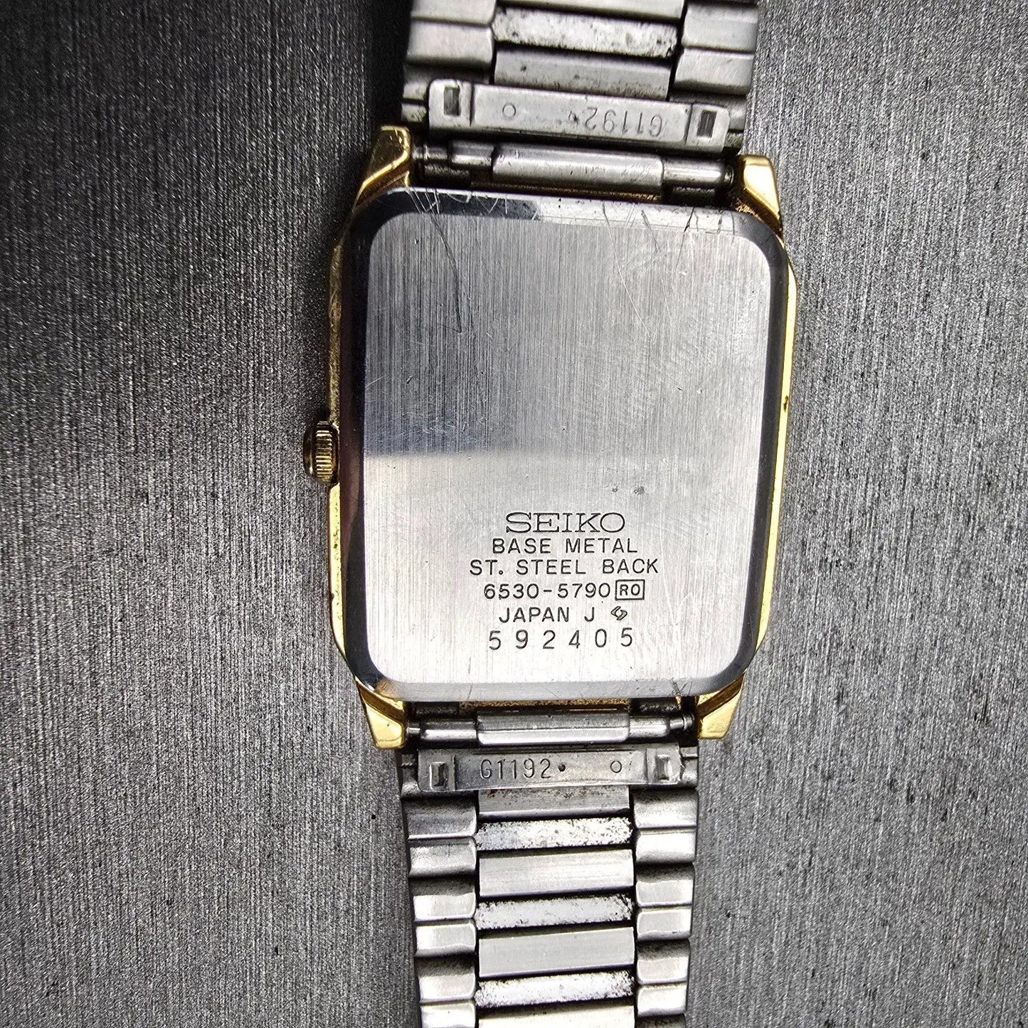 Seiko Tank Watch Men 26mm Gold Dial Gold Tone Rectangle 6530-5790 New Battery10
