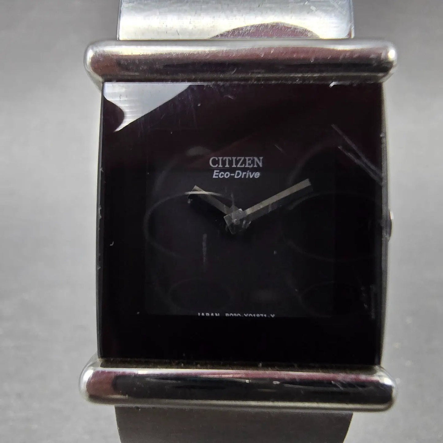 Citizen Eco-Drive Tank Watch Women 21mm Black Dial Silver Tone B020-Y70620 Runs1