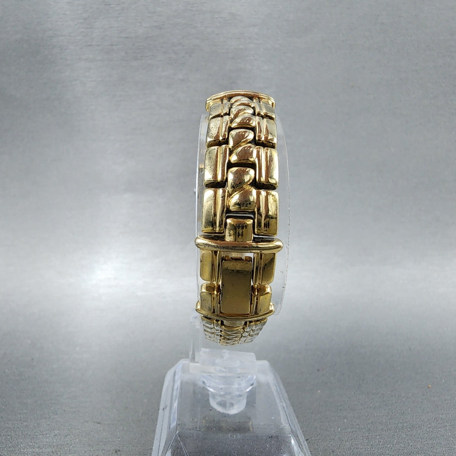 Seiko Watch Women 20mm Champagne dial Gold Tone Square V4006280 New Battery7