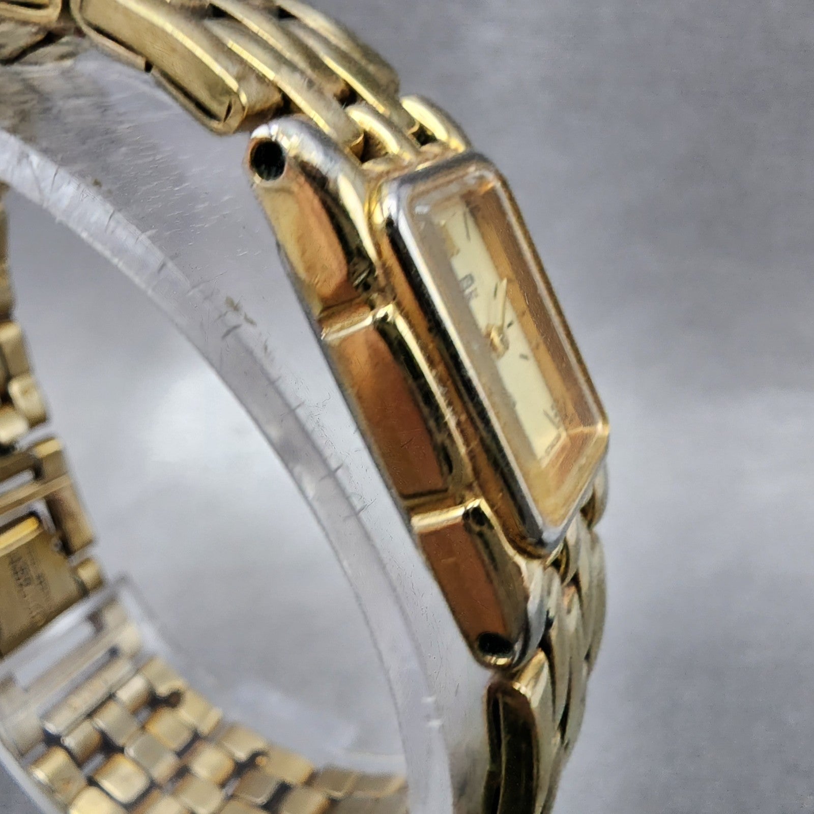 Citizen Tank Watch Women 14mm Champagne Dial Gold Tone 5421S27239 New Battery3