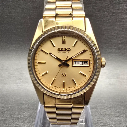 Seiko SQ Watch Women 24mm Gold Dial Gold Tone Daydate Round 3E23-0A60 New Batt 61