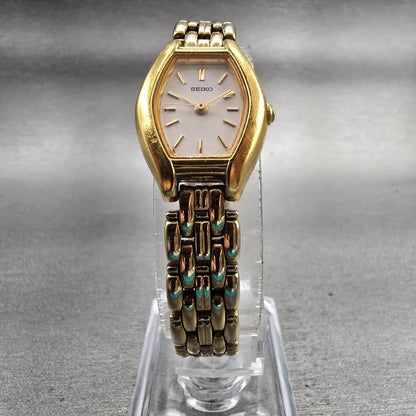 Seiko Watch Women 18mm White Dial Gold Tone Oval 1N01-5C19 New Battery Vintage5