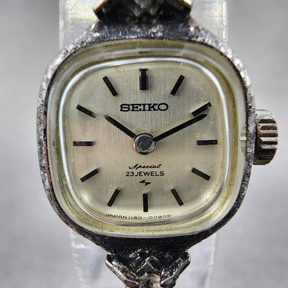 Seiko Special Watch Women 15mm Silver Dial Silver Tone Manual 11403030 Runs1