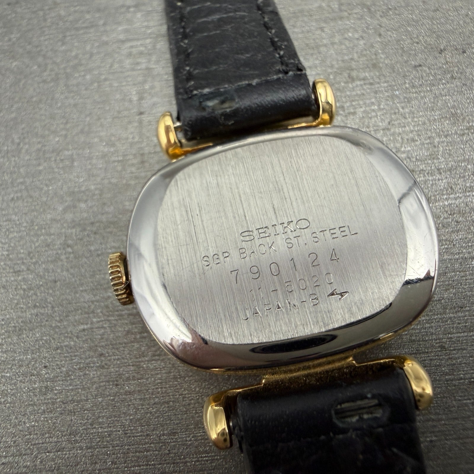 Seiko Watch Women 25mm Brown Dial Gold Tone Oval Manual Winds Runs 11-5020 VTG12