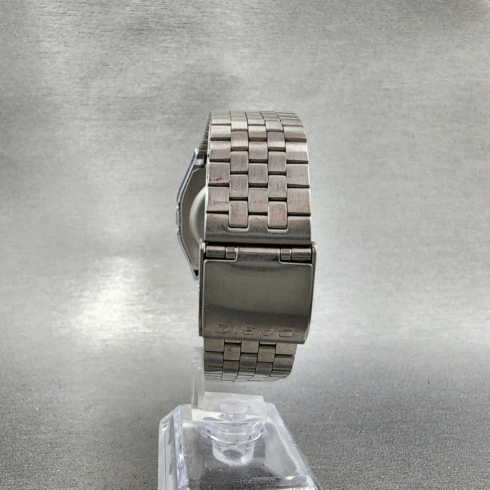 Casio 155 B816 Watch Men 35mm LCD Digital Silver Tone Daydate New Batt Vintage7