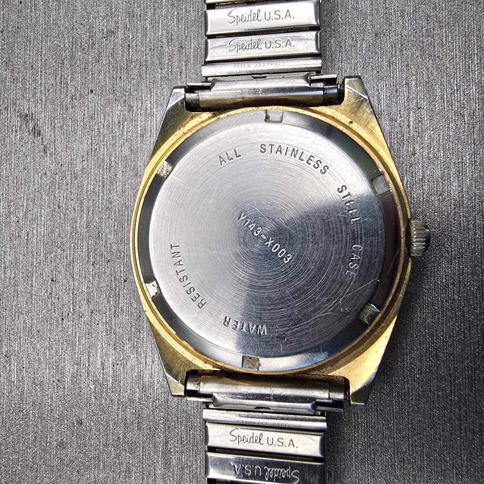 Seiko Pulsar Watch Men 36mm Champagne Dial Two Tone Daydate V143-X003 New Batt10