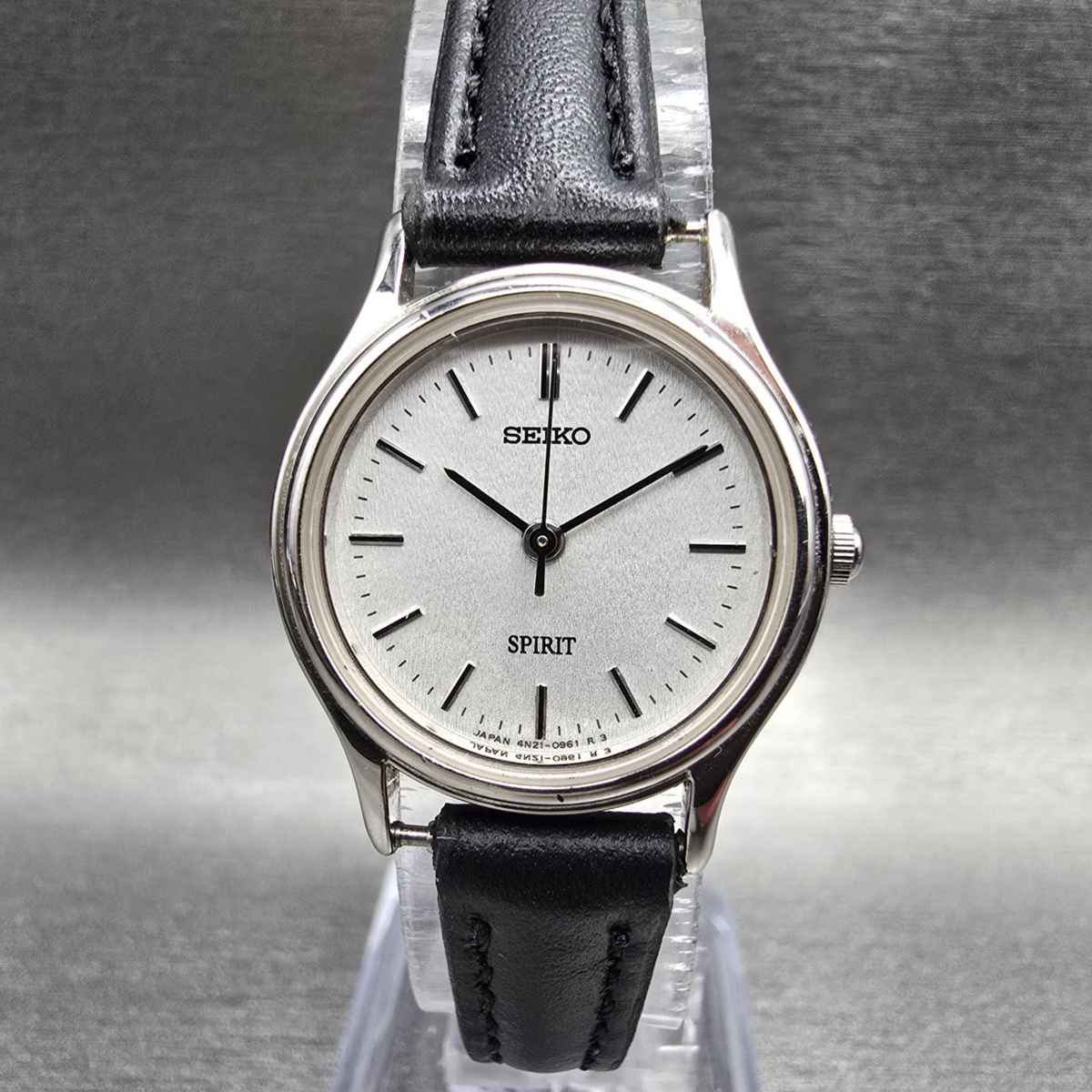 Seiko Watch Women 23mm Silver Dial Silver Tone Round 4N21-0450 New Battery0