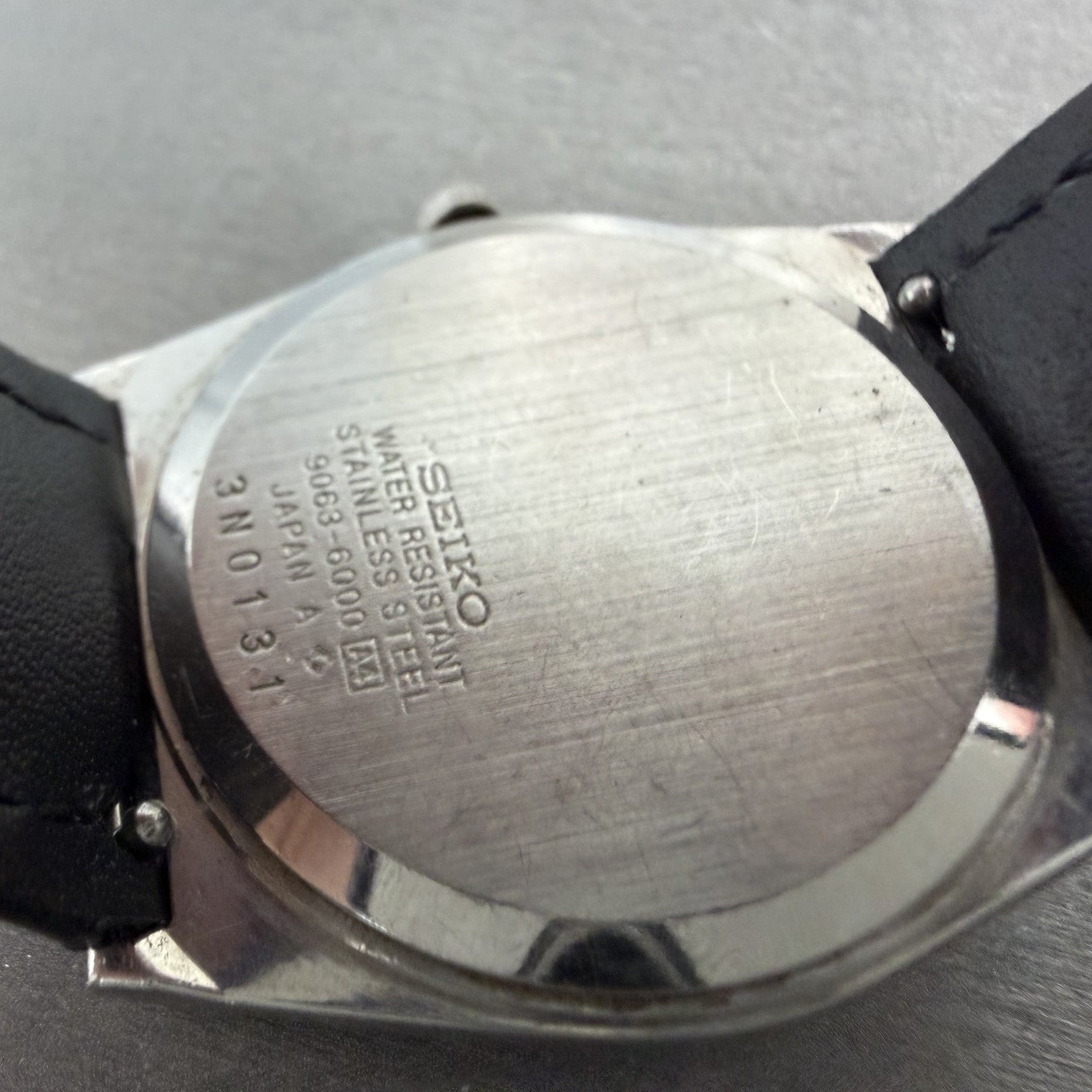 Seiko Majesta Watch Men 32mm Silver Dial Silver Tone Daydate 9063-6000 New Batt9