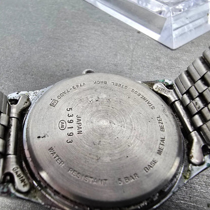 Seiko Alba Watch Men 34mm Luminous Dial Silver Tone Daydate V743-7A00 PARTS VTG9