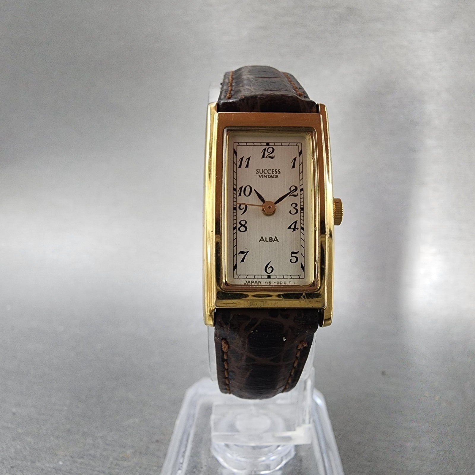 Seiko Alba Success Tank Watch Women 16mm Silver Dial Gold Tone Y1515a30 New Bat5