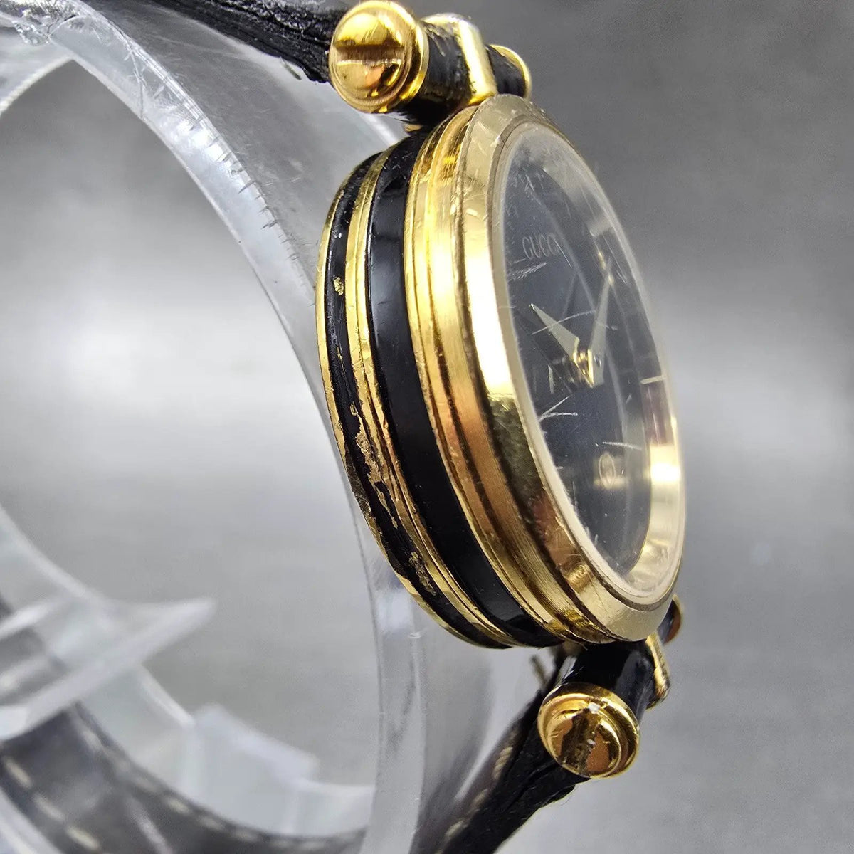 Gucci 2000L Watch Women 22mm Black Dial Gold Plated Round New Battery VTG SW3