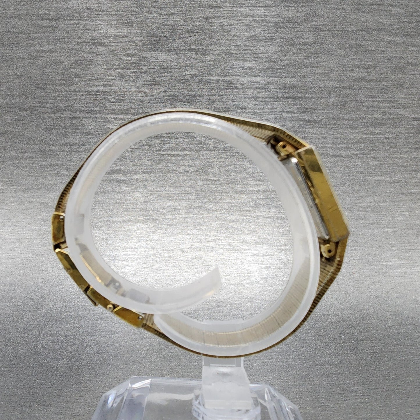 Seiko Tank Watch Women 17mm Champagne Dial Gold Tone Rectangle 14215779 NewBat8