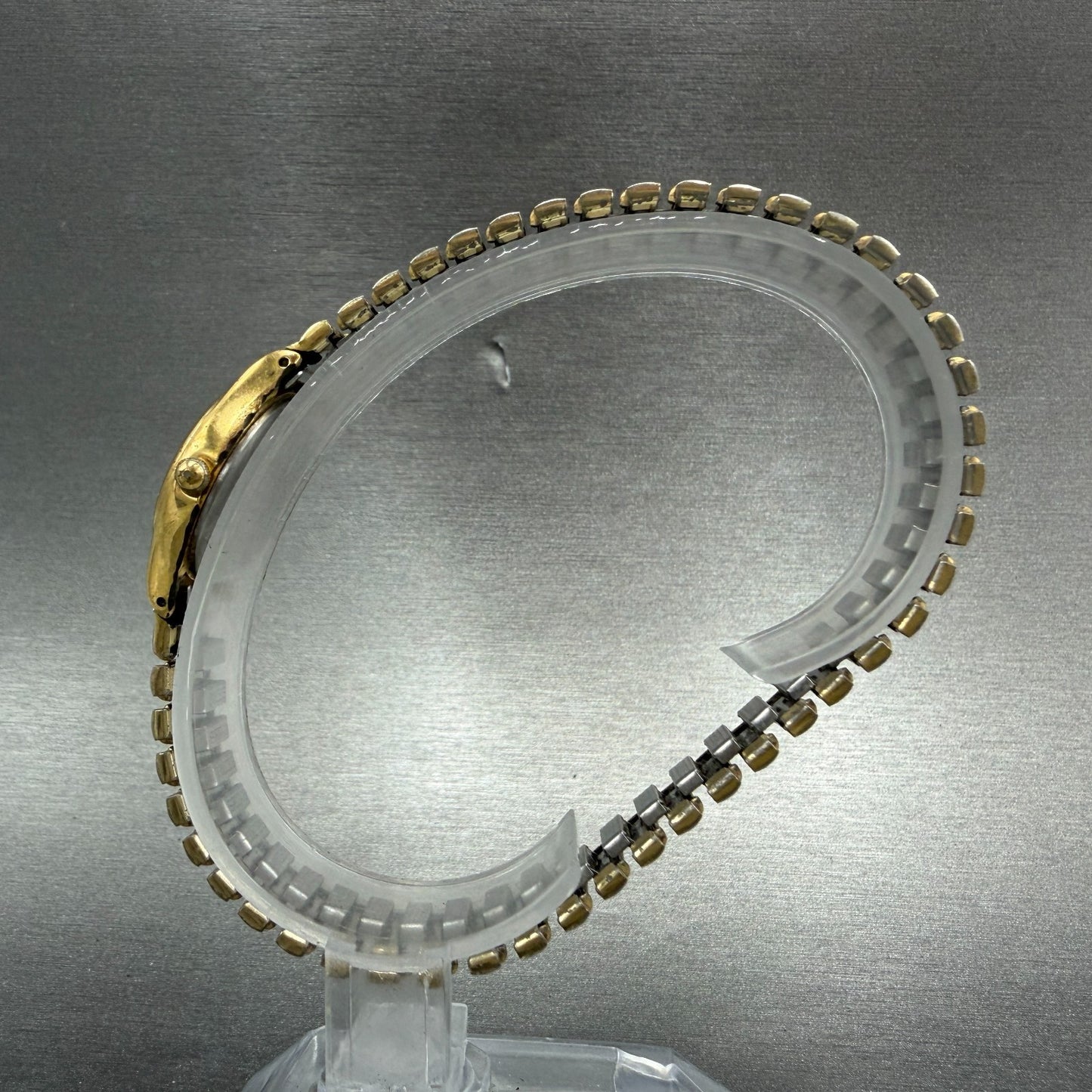 Seiko Watch Women 20mm Champagne Dial Gold Tone Round 1N01-0E19 New Battery VTG6