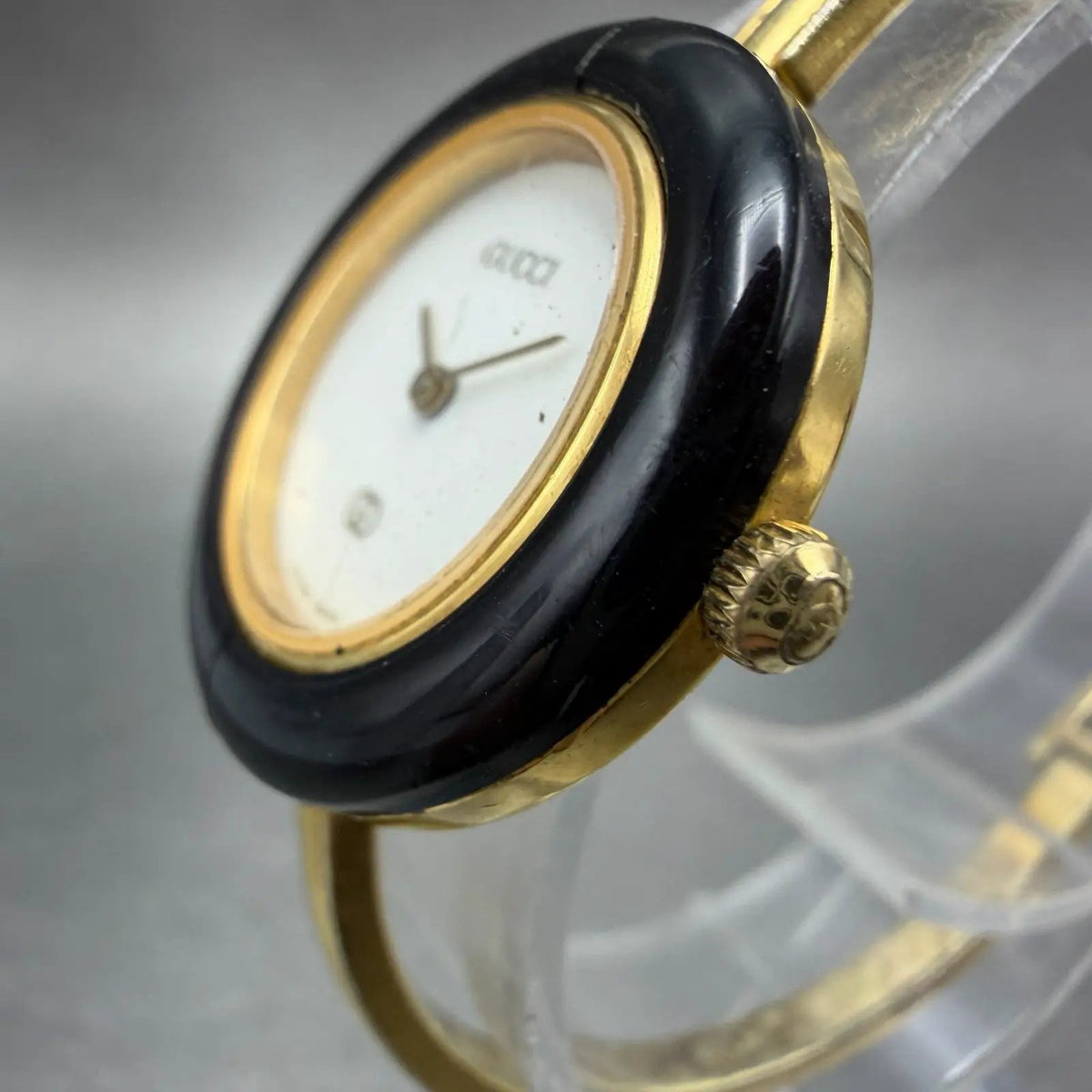 Gucci 1100L Watch Women 26mm White Dial Gold Plated Round Bezel New Battery VTG2