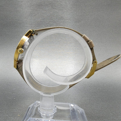 VTG Movado Muesum Watch Women 25mm brown Dial Gold Plated Manual Wind Runs