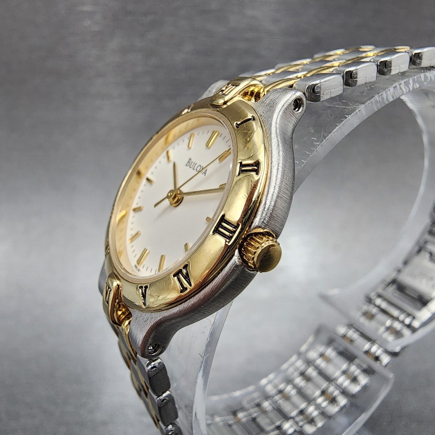 Bulova Watch Women 24mm Cream Dial Two Tone Round Bracelet 98L61 New Battery2