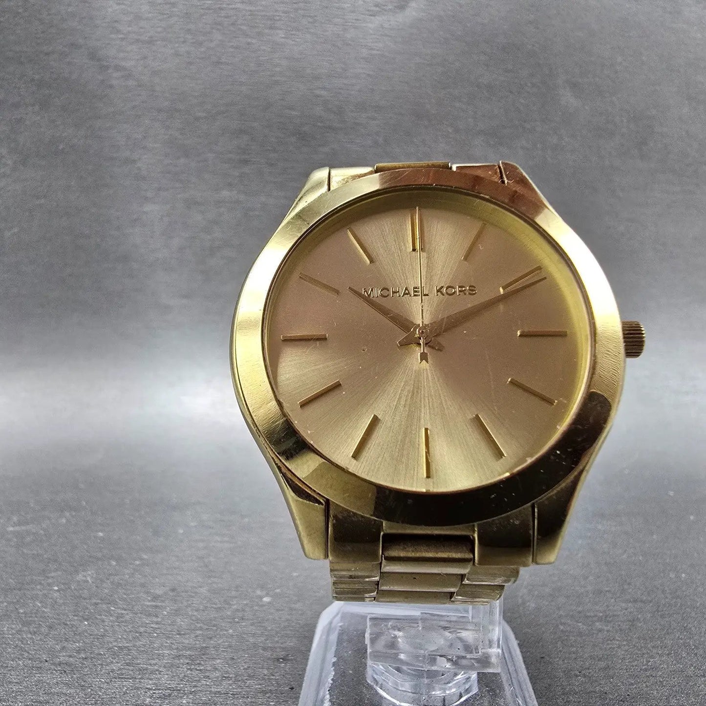 Michael Kors Runway Watch Women 42mm Champagne Dial Gold Tone MK-3179 New Batt O5