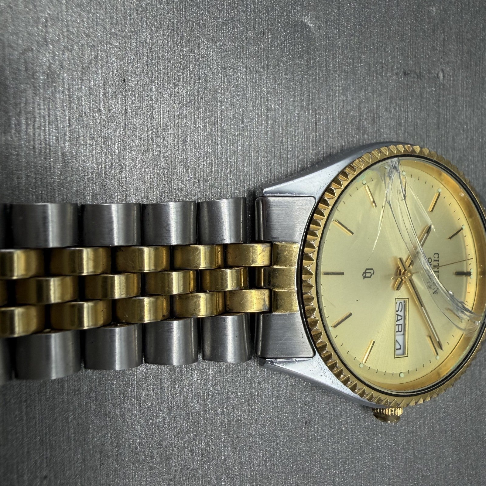 Citizen CQ President Watch Men 35mm Champagne Dial Two Tone Daydate PARTS3