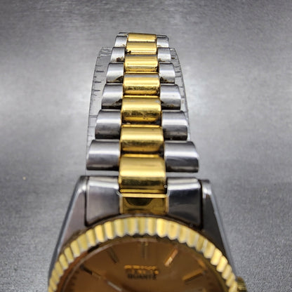 Seiko SQ Watch Women 24mm Gold Dial Two Tone Daydate 24mm Round New Battery B124
