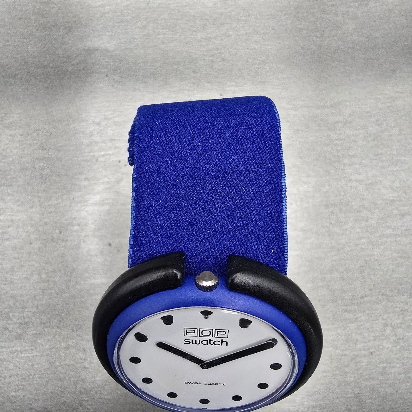 Pop Swatch BLUE RIBBON Watch Unisex White Dial Blue Case Round BS001 New Battery4