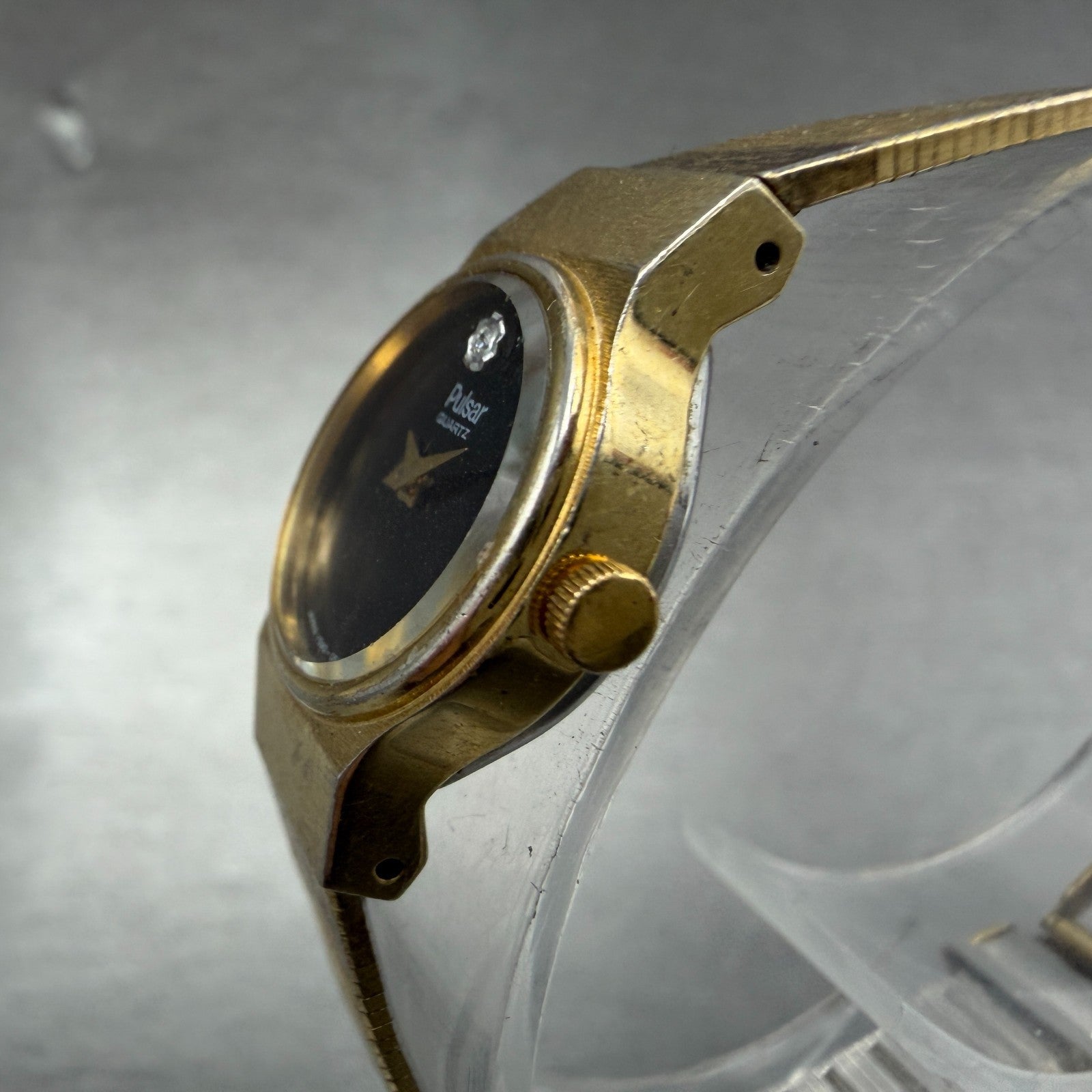 Pulsar Watch Women 18mm Black Dial Gold Tone Round Y590-0109 New Battery2
