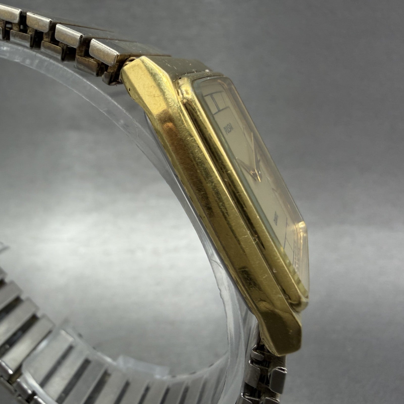 Pulsar Tank Watch Men 27mm Champagne Dial Gold Tone Rectangle Y130-5240 New Batt3
