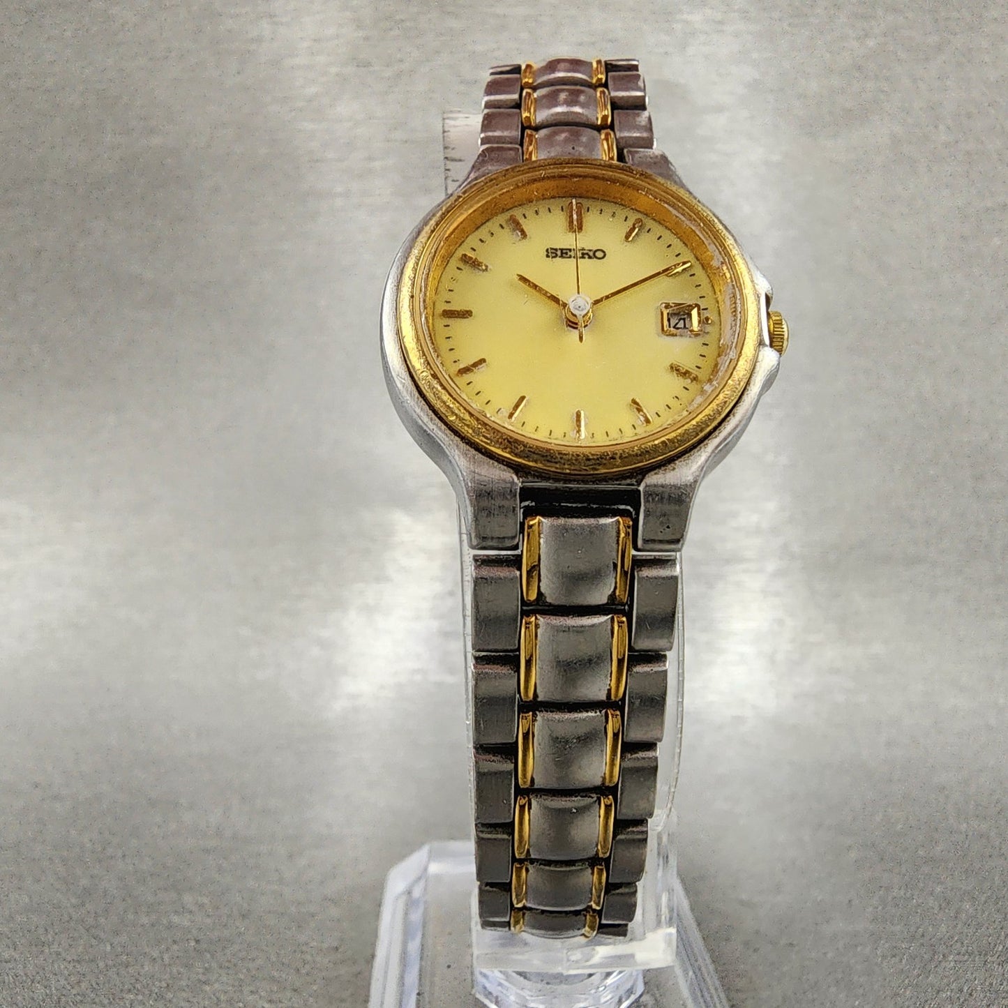 Seiko Watch Women 26mm Champagne Dial Two Tone Date 7n820419 New Battery5