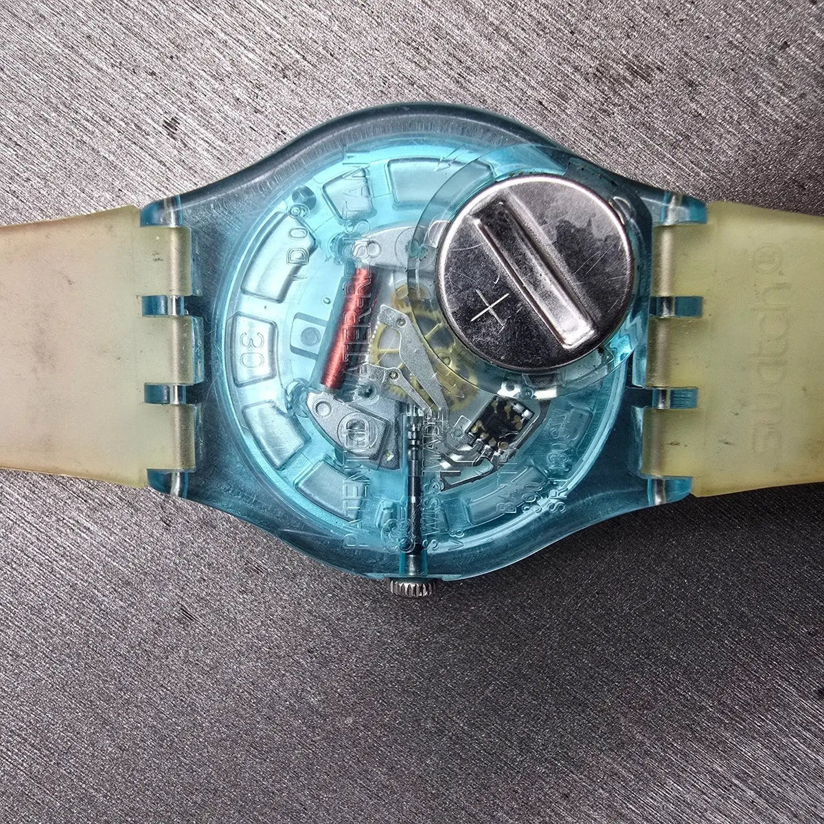 Swatch Color the Sky Watch Women 34mm Red Dial Blue Case Round GS124 New Battery11