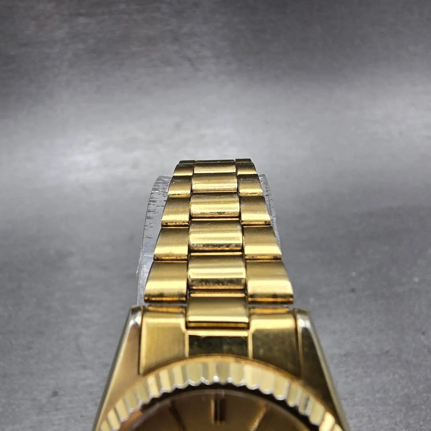 48560904