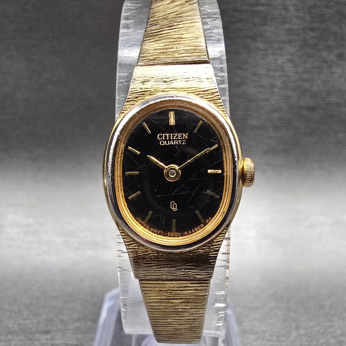 Citizen CQ Watch Women 16mm Black Dial Gold Tone Oval 5920-S49615 New Battery JF0
