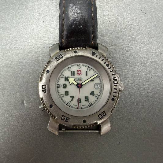 Victorinox Swiss Army Sportline Watch Men 40mm White Dial Silver Date PARTS ABC0