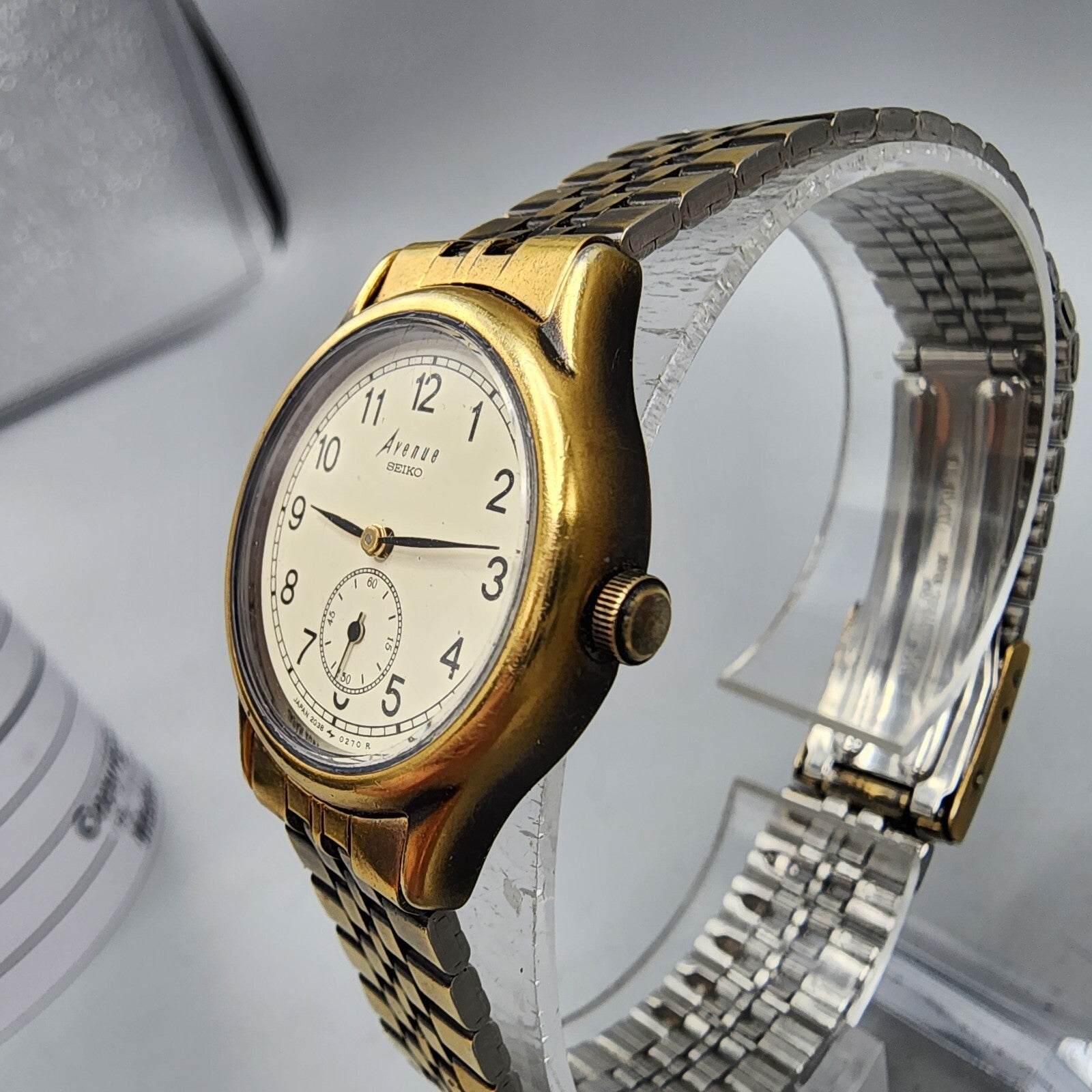 Seiko Avenue Watch Women Gold Tone Cream Dial Small Seconds 25mm New Battery3
