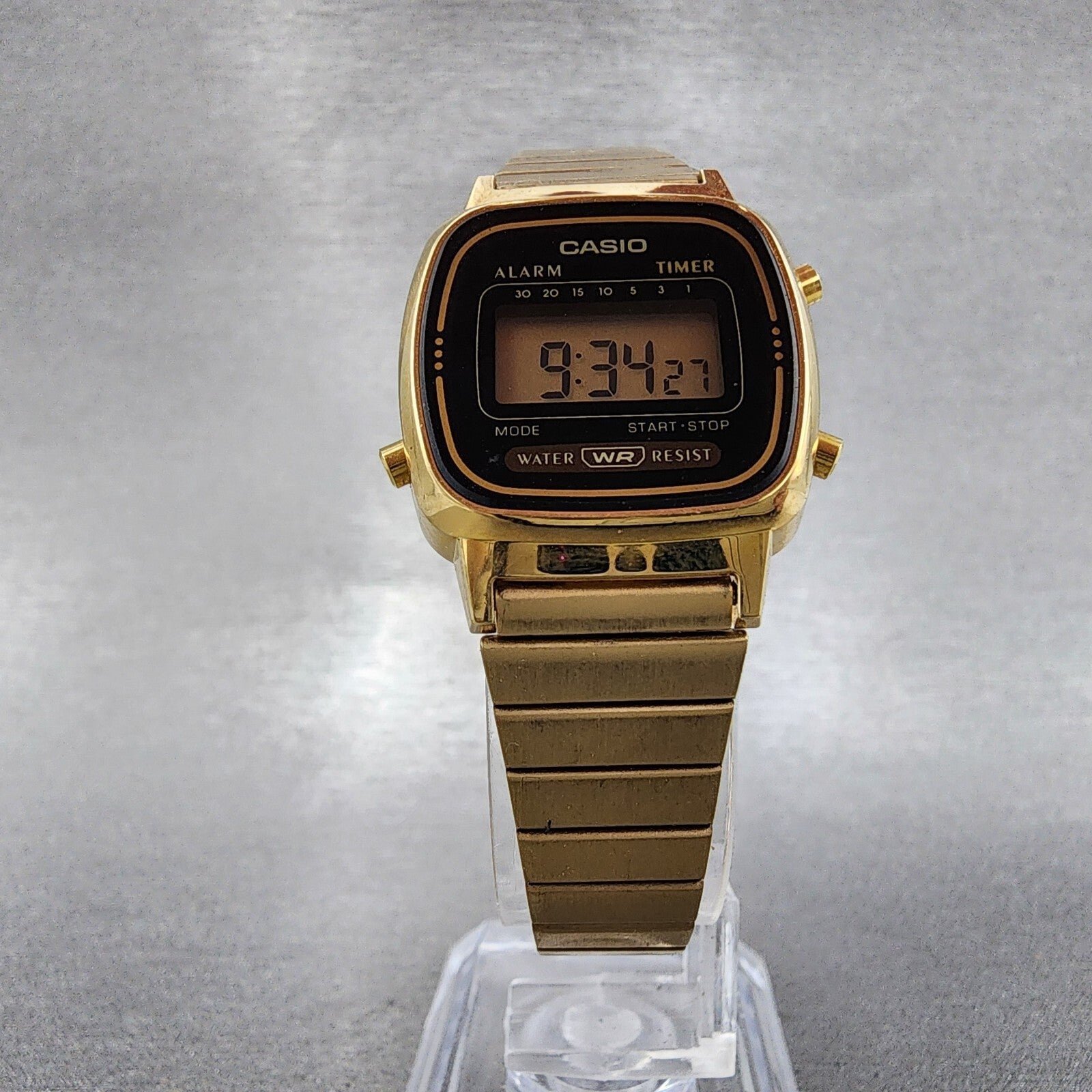 Casio LA670W Watch Women 24mm Digital Gold Tone Rectangle Alarm Chrono New Batt5