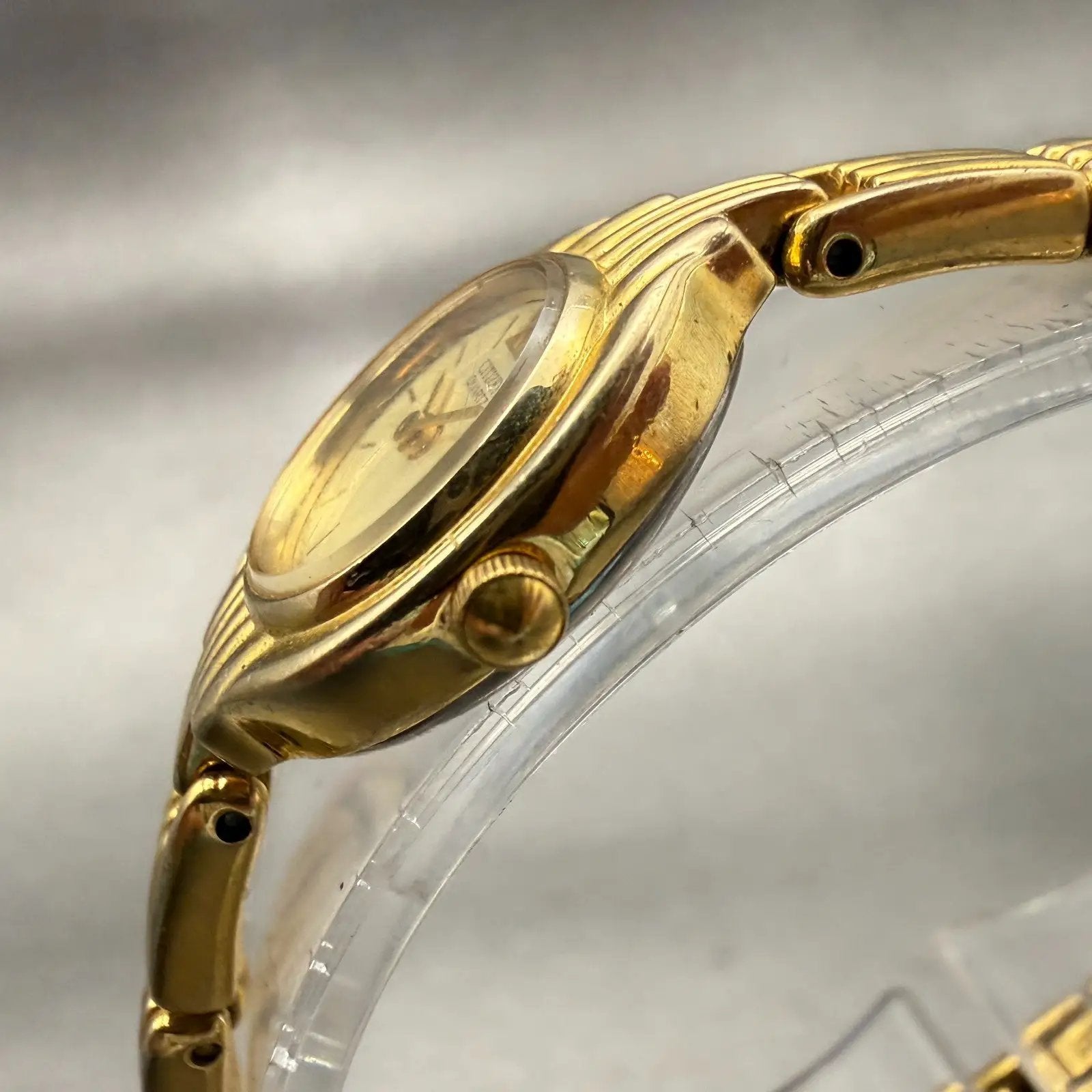 Citizen Watch Women 17mm Champagne Dial Gold Tone Oval 5920-S64291 New Battery2