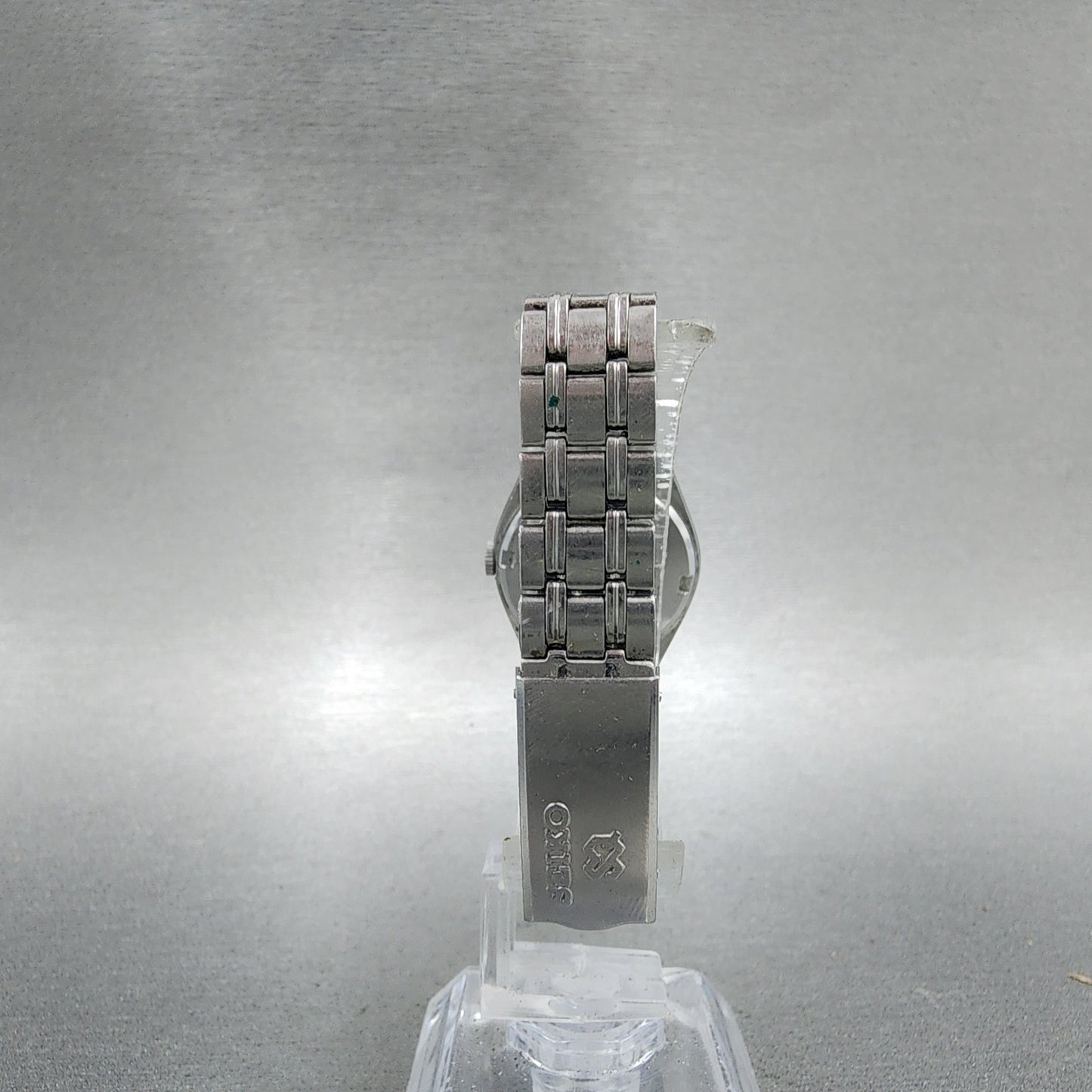 Seiko Sq Watch Women 23mm Silver Dial Silver Tone Date 85220059 New Battery7