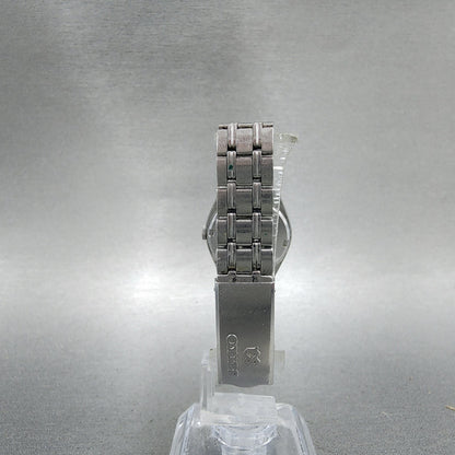 Seiko Sq Watch Women 23mm Silver Dial Silver Tone Date 85220059 New Battery7