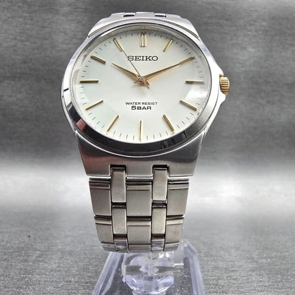 Seiko Watch Men 34mm White Dial Silver Round 7N01-0DM0 New Battery Bracelet JDM5