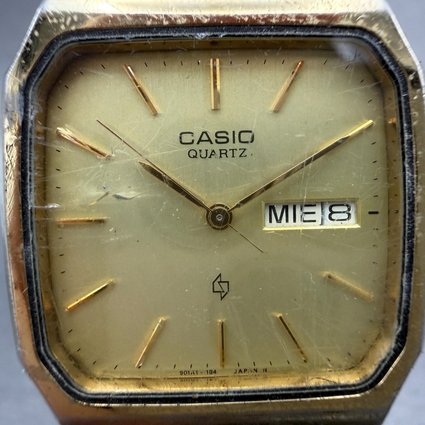 Casio MQ-503G Watch Men 31mm Champagne Dial Gold Tone Rectangle Daydate New Batt1