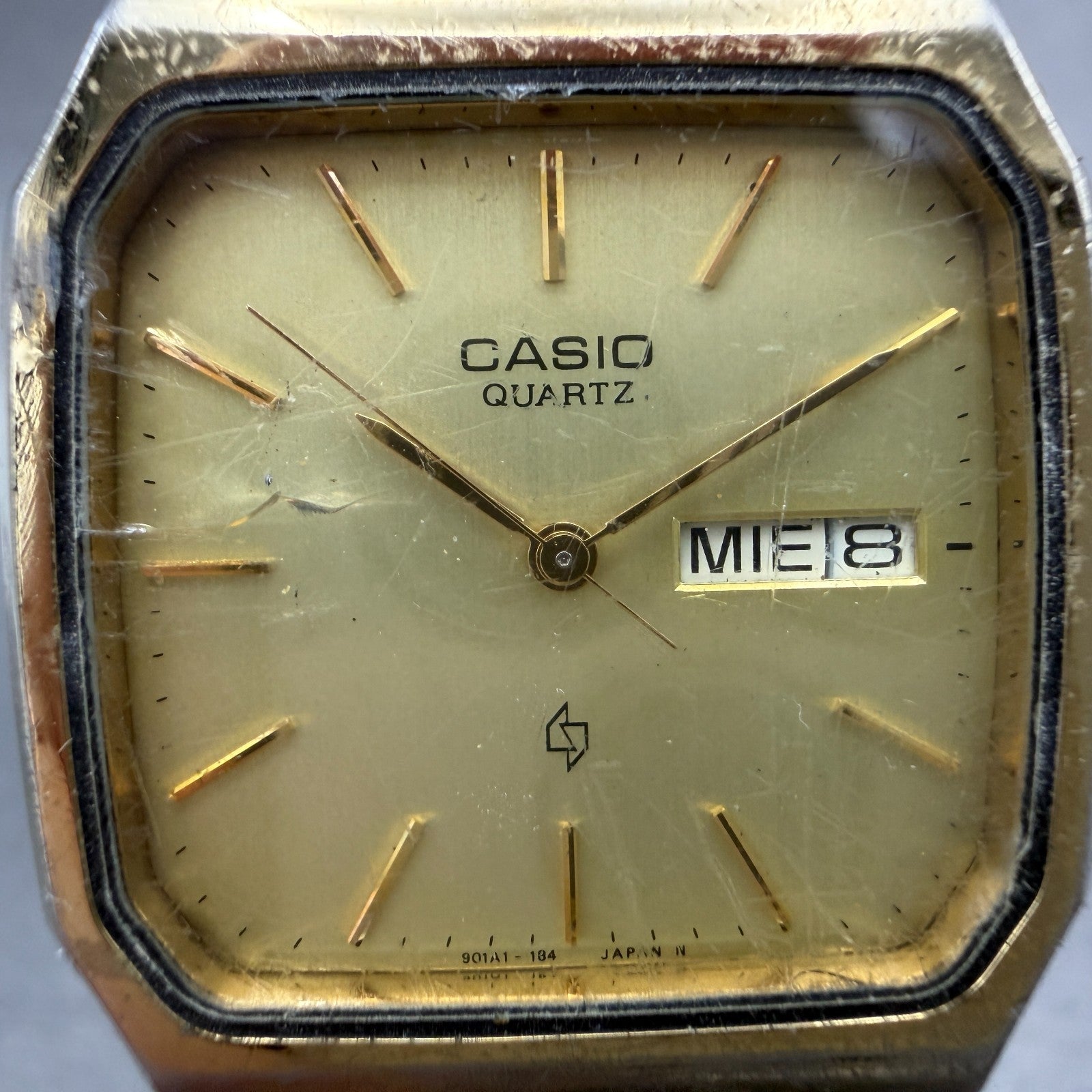 Casio MQ-503G Watch Men 31mm Champagne Dial Gold Tone Rectangle Daydate New Batt1