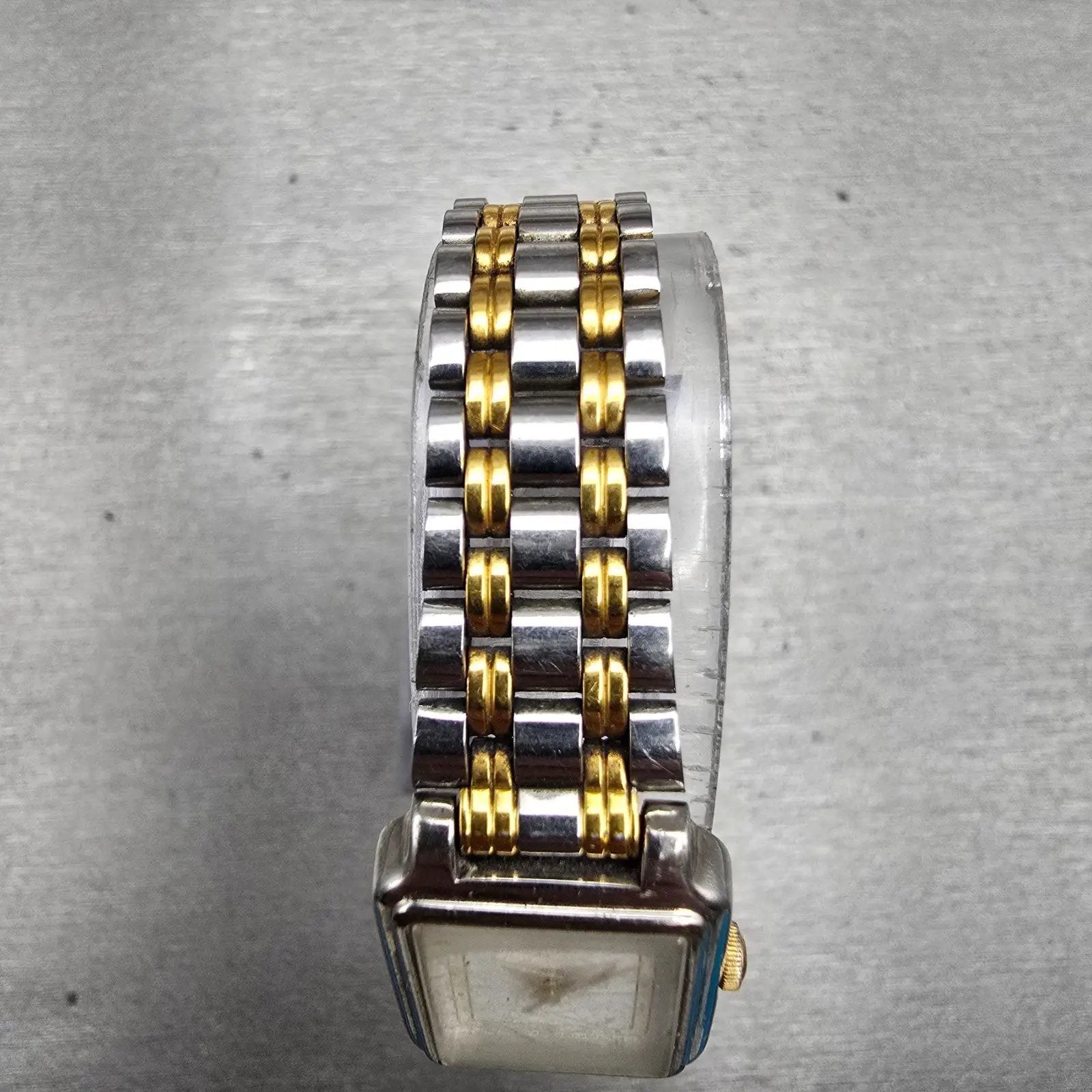 Seiko Watch Women 17mm White Dial Two Tone Rectangle V401-5129 New Battery VTG4