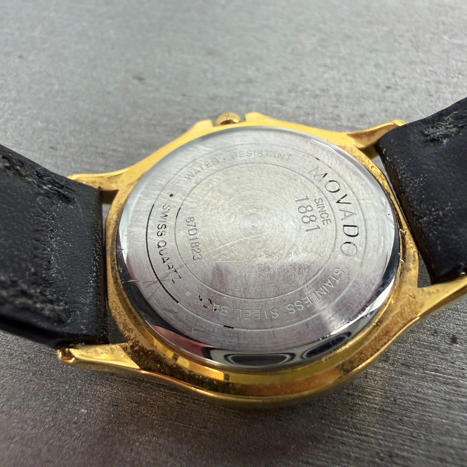 Movado Museum Watch Women 28mm Black Dial Gold Tone Round 87D1823 PARTS10